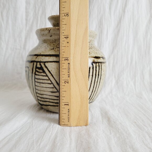 VTG Signed Studio Pottery Jar W Lid Geometric Pattern & Speckled Glaze PLS READ! - Picture 11 of 11